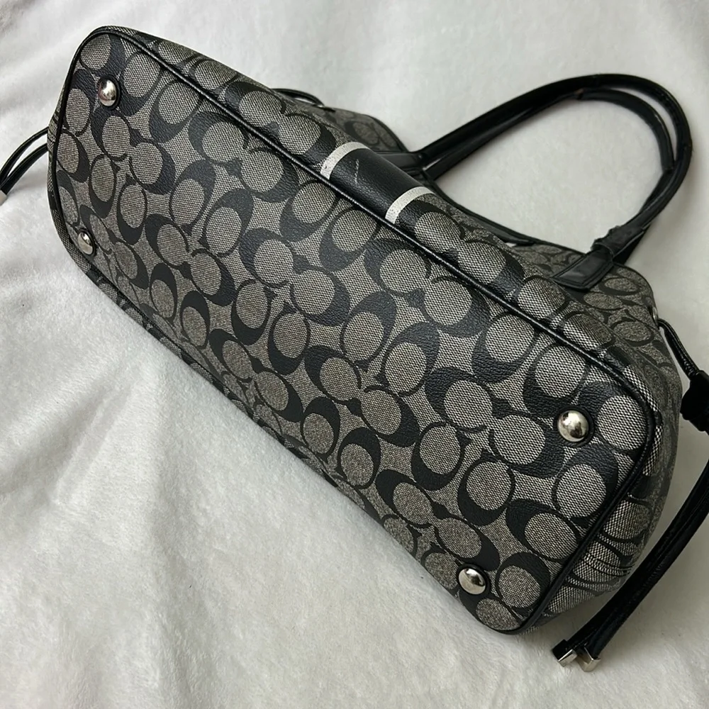 🖤COACH Signature black & gray tote or shoulder bag - Picture 7 of 14